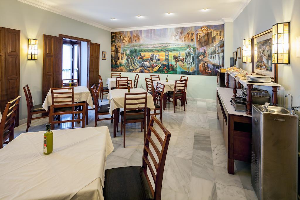 Hotel Las Casas Del Duque Osuna Bagian luar foto
